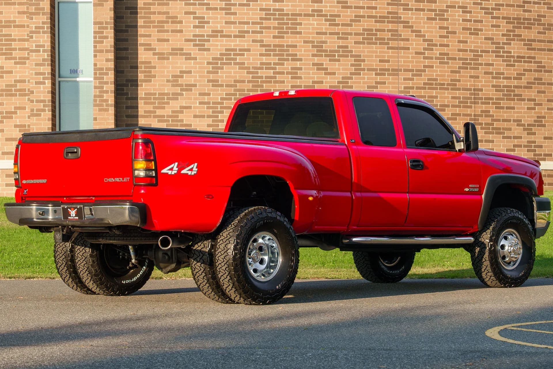 2005 Chevrolet Silverado 3500 Duramax Dually 4×4, view