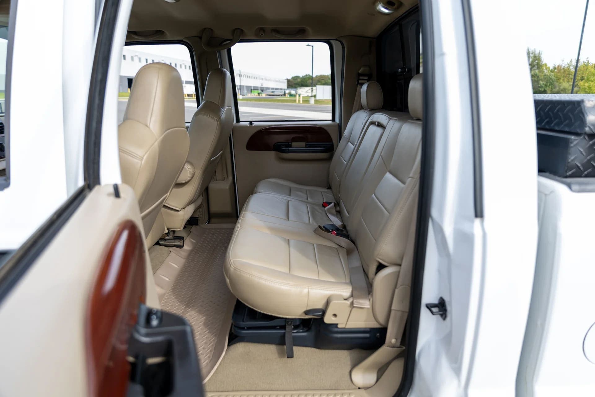 2005 Ford F-250 Super Duty Lariat Crew Cab 4x4 – 6.0L Powerstroke – Only 58,848 Miles!, view