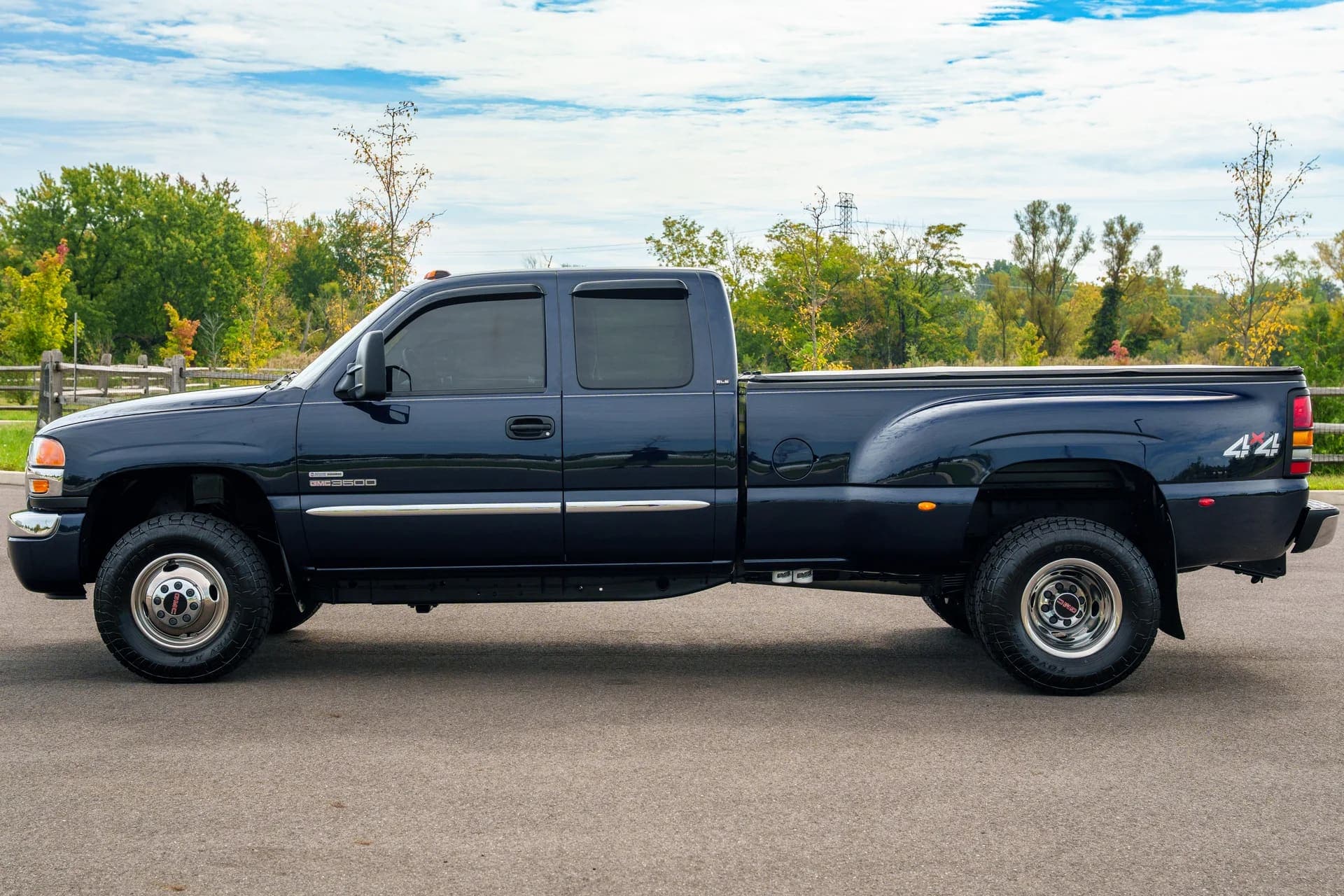 2006 GMC Sierra 3500 SLE2 Crew Cab Dually 4x4 – LBZ Duramax, Only 78K Miles!, view