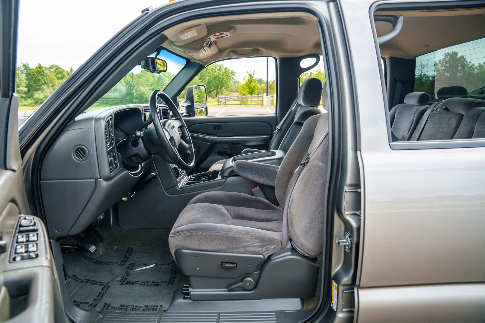 2006 GMC Sierra 3500 SLE2 Crew Cab Dually 4x4 – LBZ Duramax, Only 78K Miles!, view
